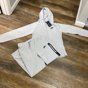 Nike track suit large grey